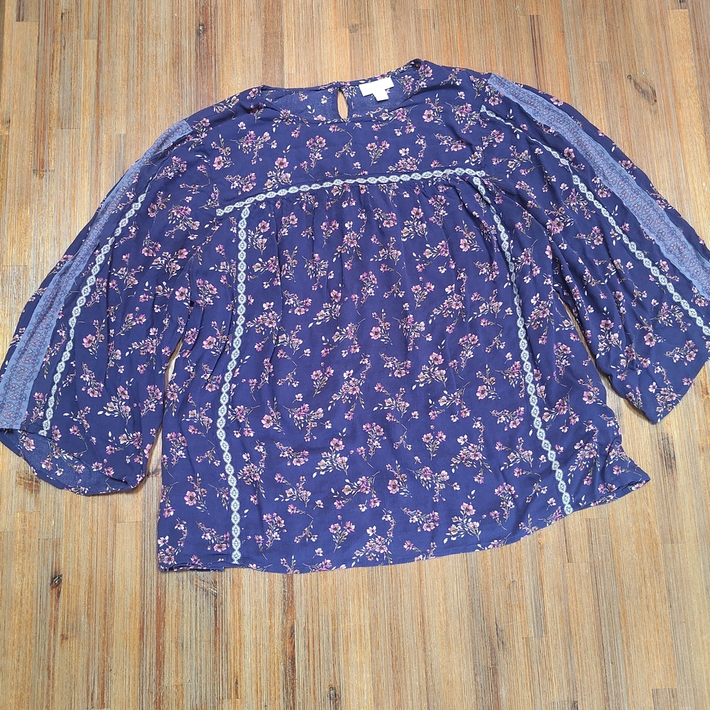J Jill Top Womens LARGE Blue Floral 3/4 Sleeve Floral Rayon Peasant Cottagecore